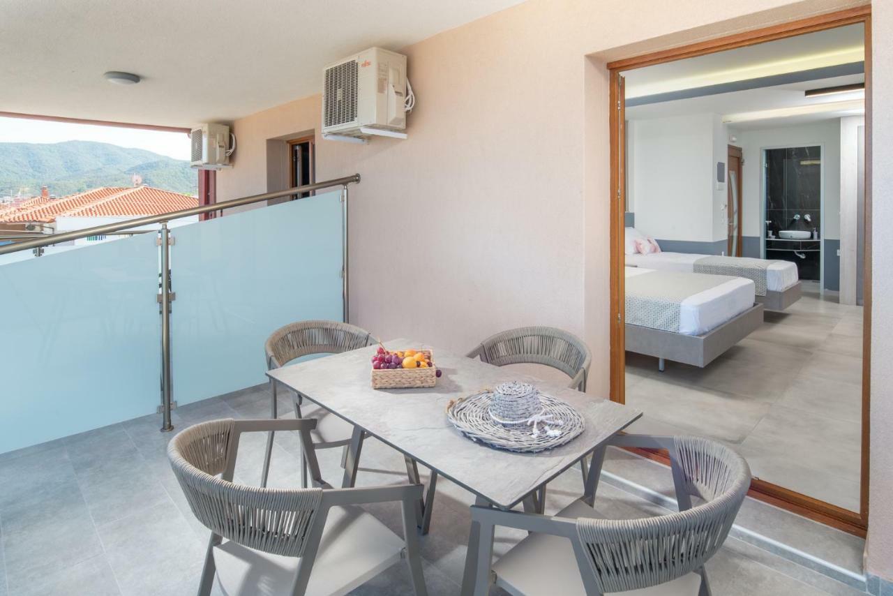 Stavros Compass Hotell Sarti Exteriör bild
