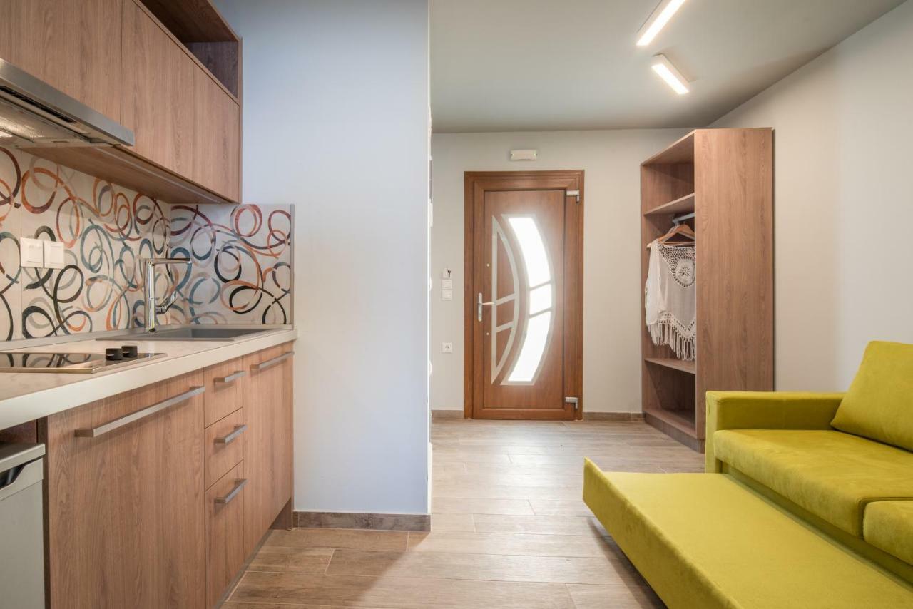 Stavros Compass Hotell Sarti Exteriör bild